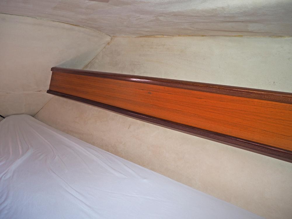 Cabin en avant, H&eacute;bergements